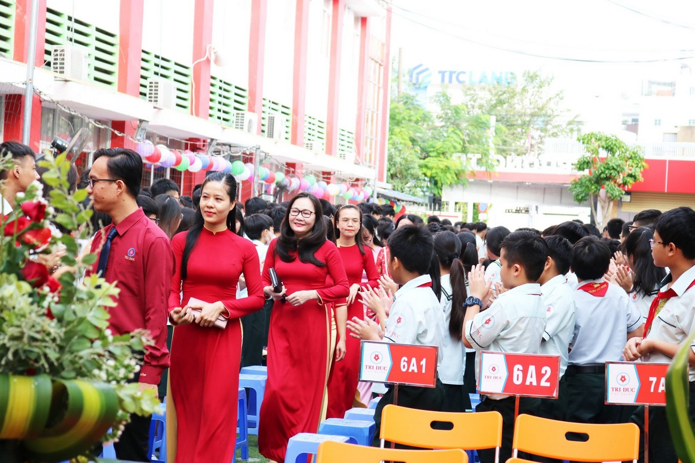 ngày nhà giáo việt nam 20-11-2020 tại trường trí đức quận tân phú tp hồ chí minh